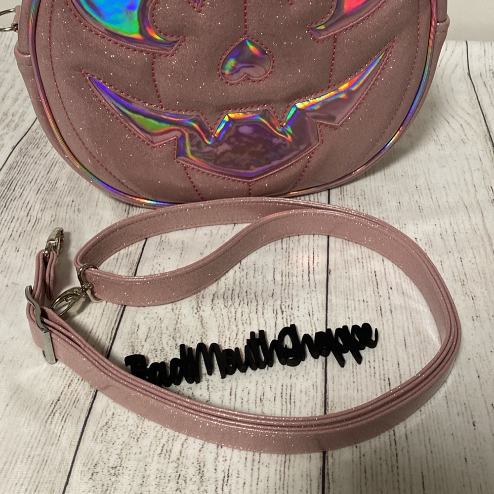 *Double K Originals Heart Pumps for Pumpkins Face Pale Pink Holo Glitter Purse - Picture 10 of 12